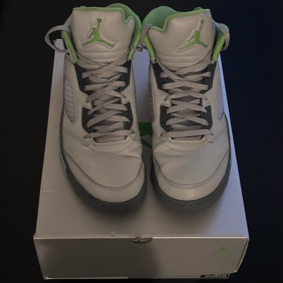 Jordan 5 - Picture 2 of 7